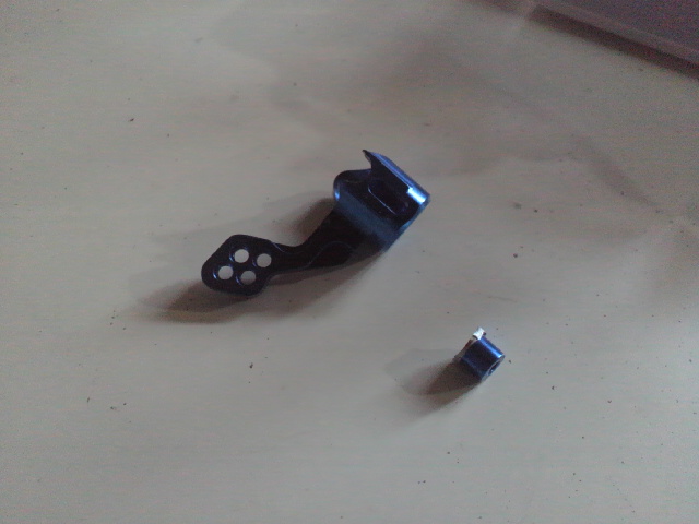 20130611-2013061016000000.jpg 20130611-2013061016000000.jpg